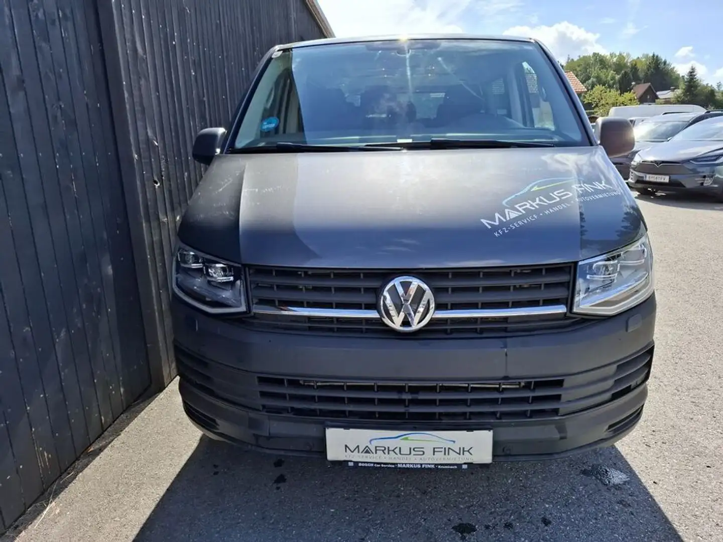 Volkswagen T6 Caravelle Trendline 4Motion KR 2,0 TDi Grau - 2