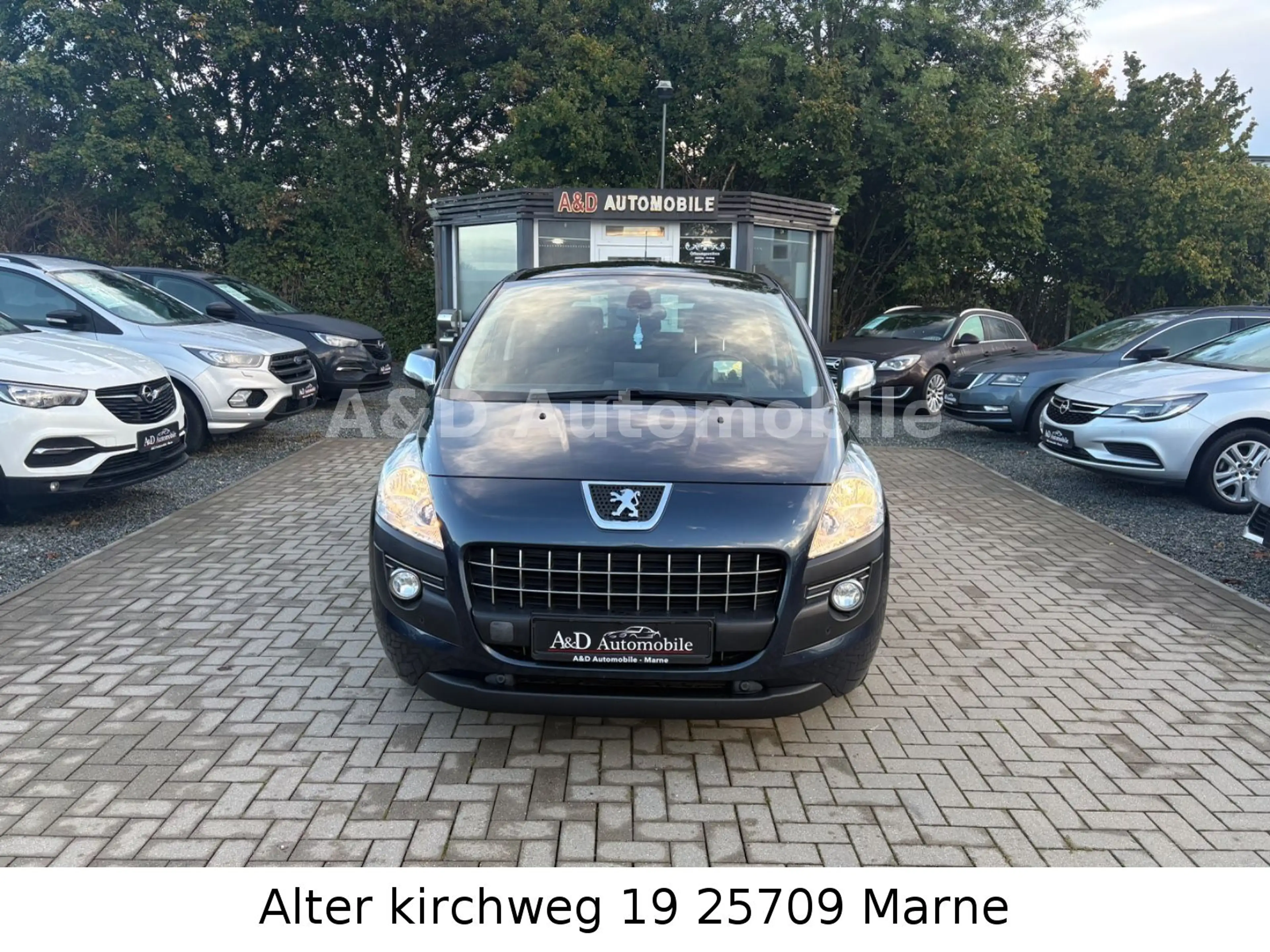 Peugeot 3008 Allure NAV.PDC.PANO.HUD.TEMP.AHK.CD.TÜV NEU — photo 2