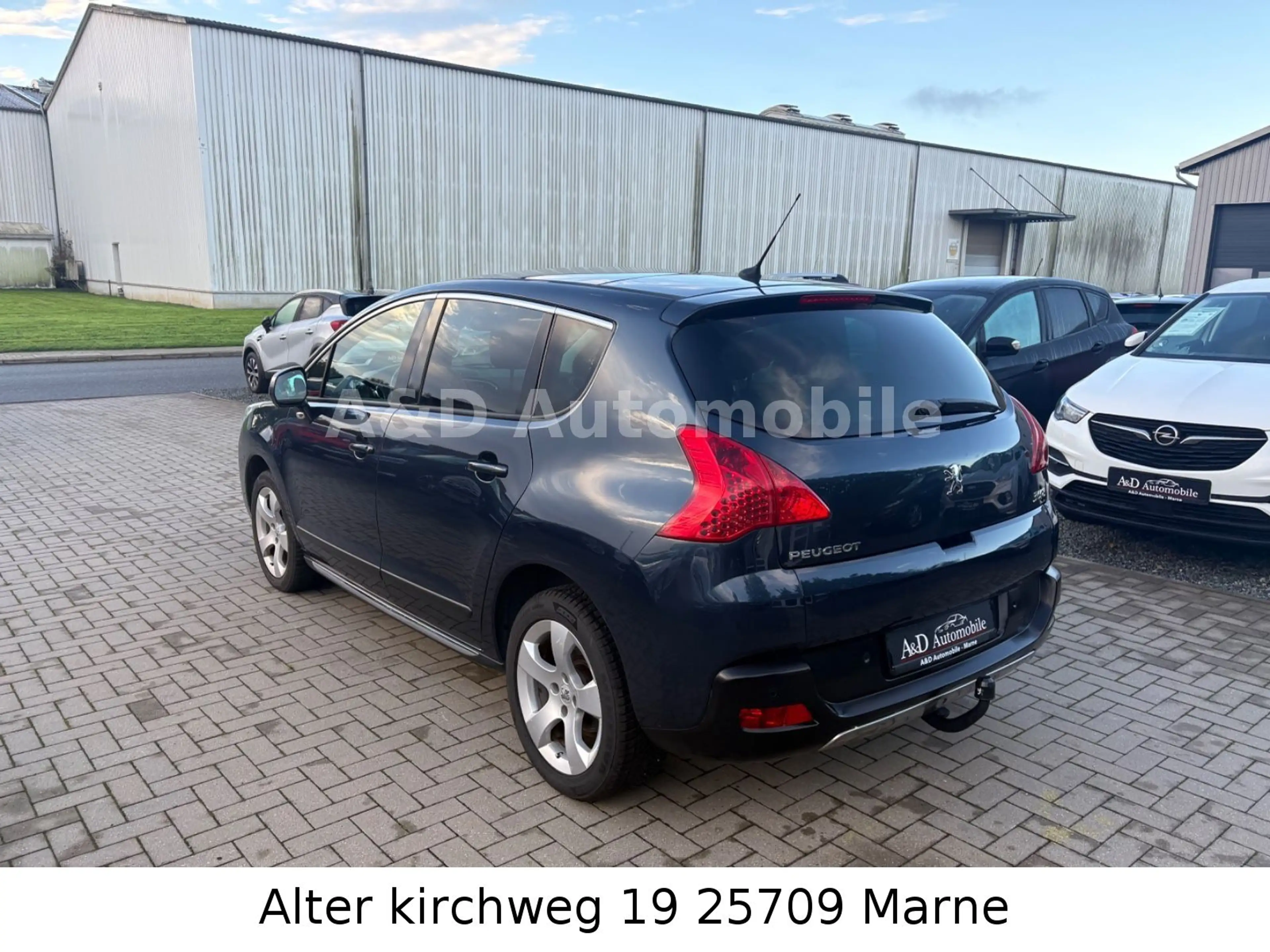 Peugeot 3008 Allure NAV.PDC.PANO.HUD.TEMP.AHK.CD.TÜV NEU — photo 6