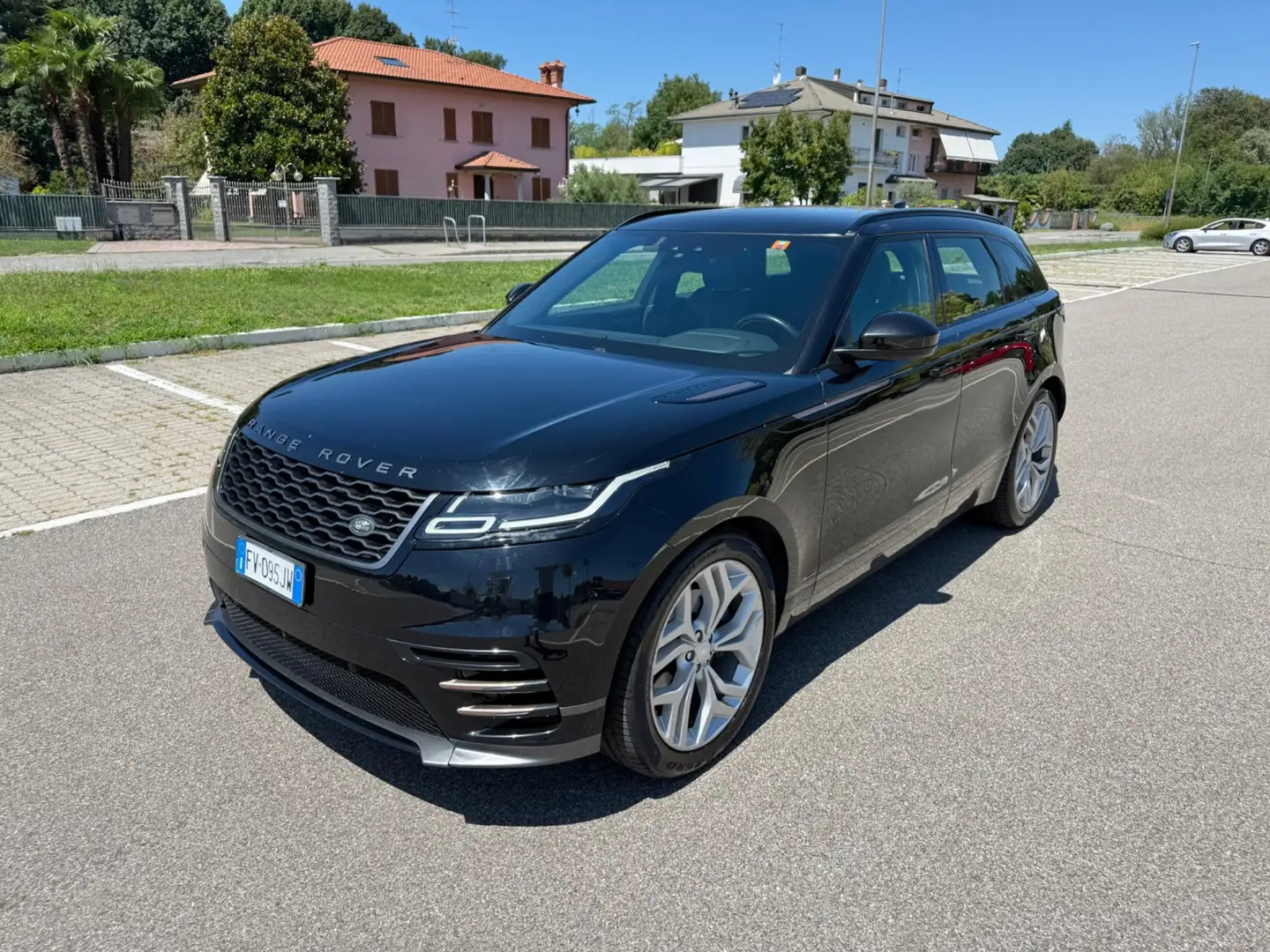 Land Rover Range Rover Velar Range Rover Velar 3.0D V6 275 CV R-Dynamic Negro - 1