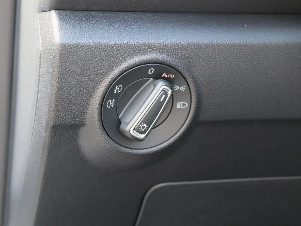 Volkswagen T-Roc 1.5TSI R-Line AHK Navi DSG ACC A, миниатюра 13