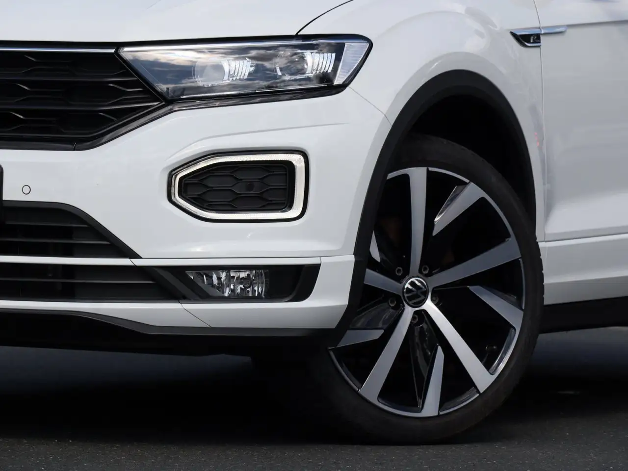 Volkswagen T-Roc 1.5TSI R-Line AHK Navi DSG ACC A, миниатюра 6