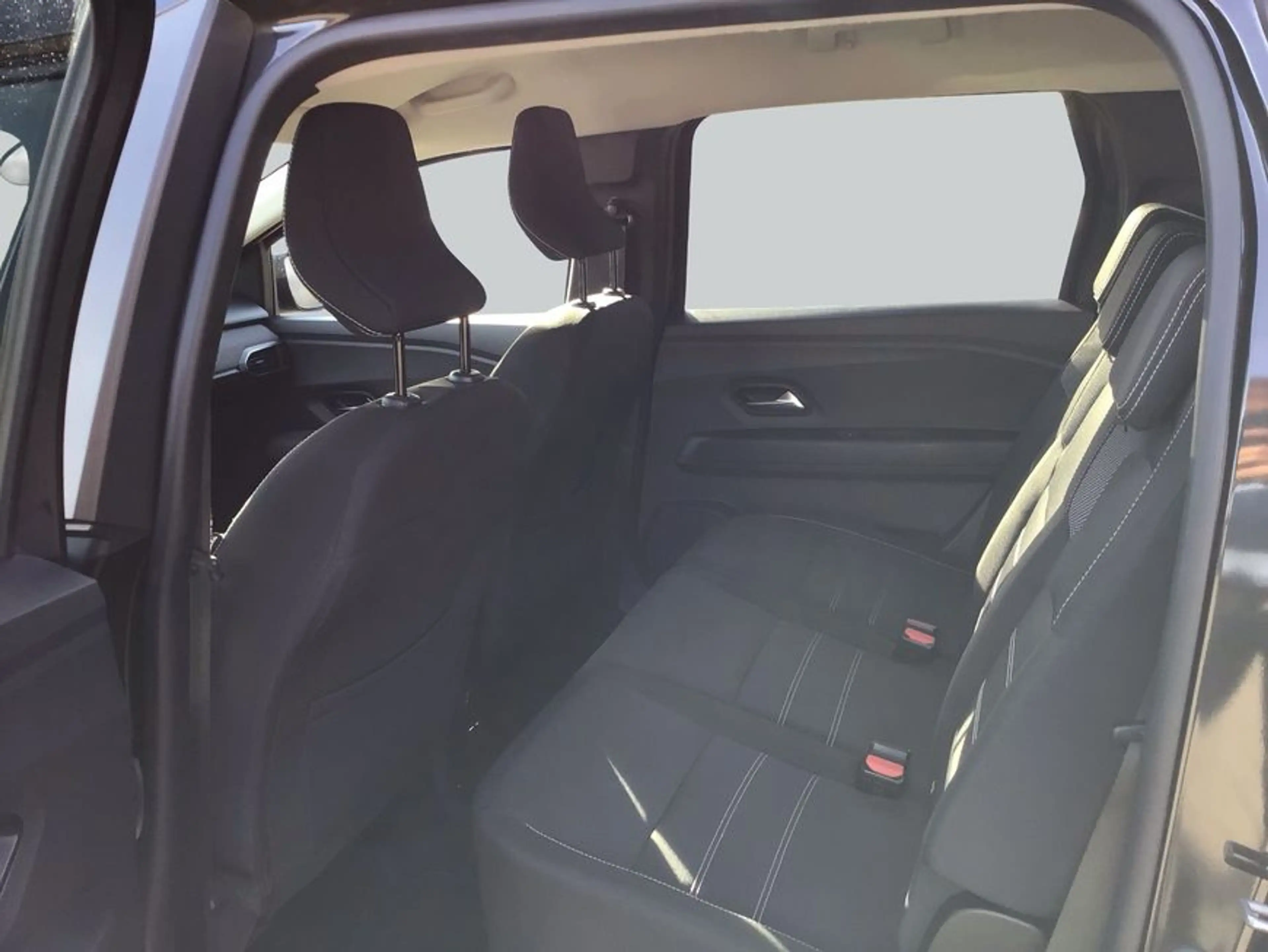 Dacia Jogger TCe 110 (7-Sitzer) Expression — photo 11