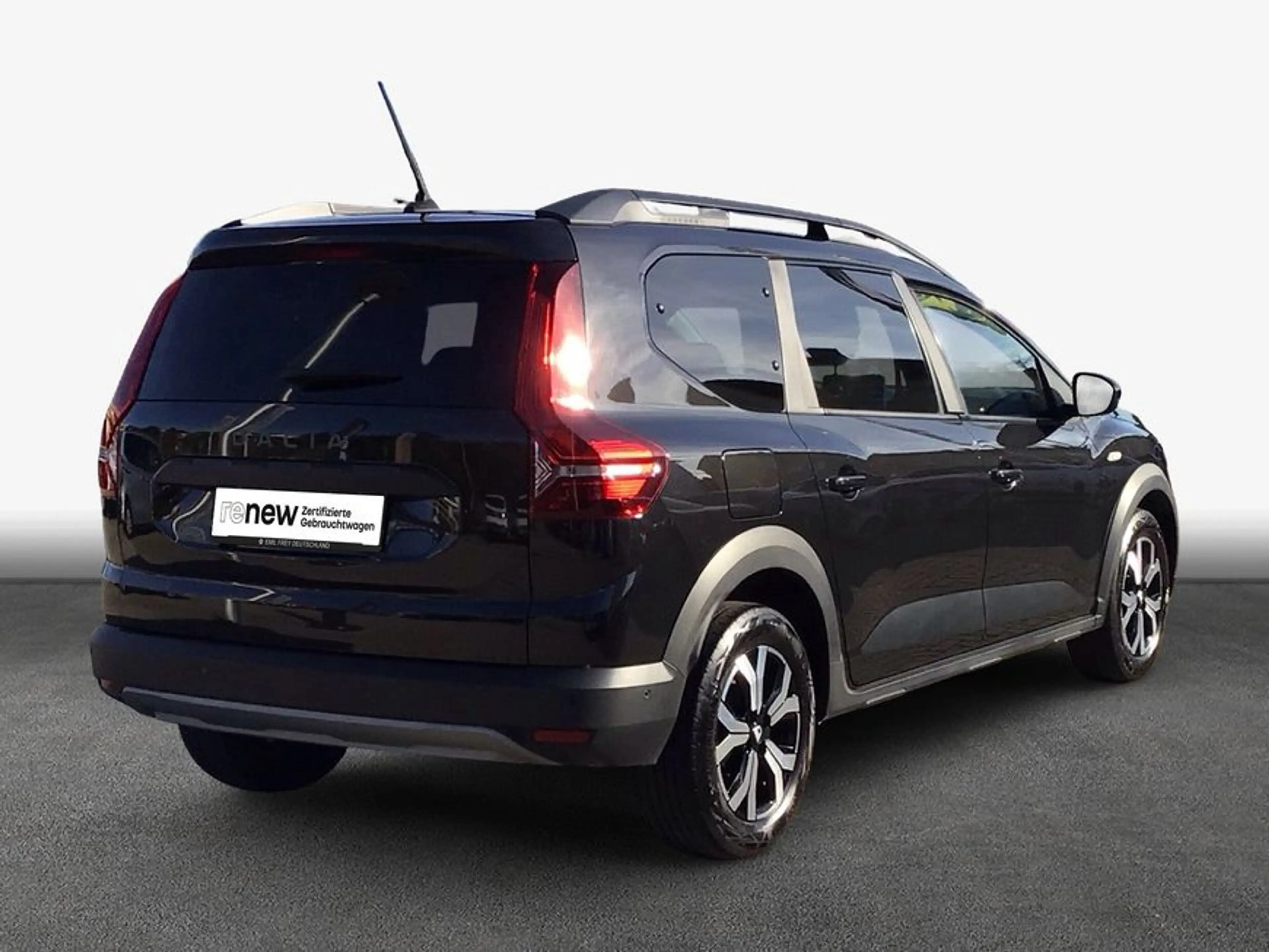 Dacia Jogger TCe 110 (7-Sitzer) Expression — photo 2