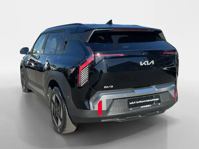 Kia EV3 view 4