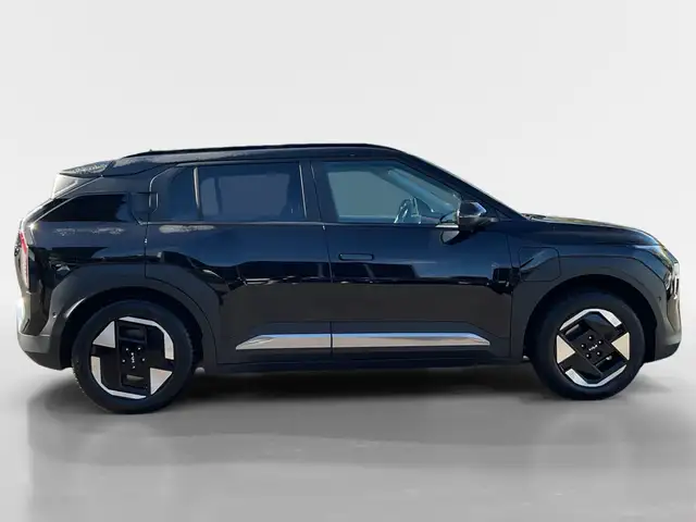 Kia EV3 view 6