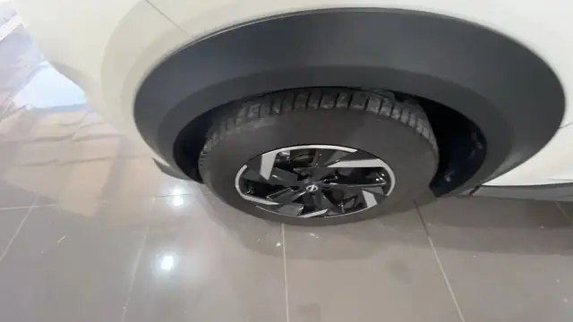 Nissan Juke view 9