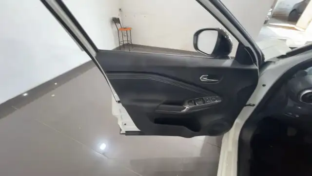 Nissan Juke view 10