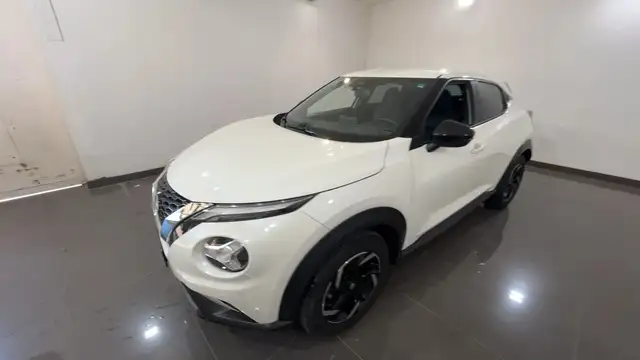 Nissan Juke view 2
