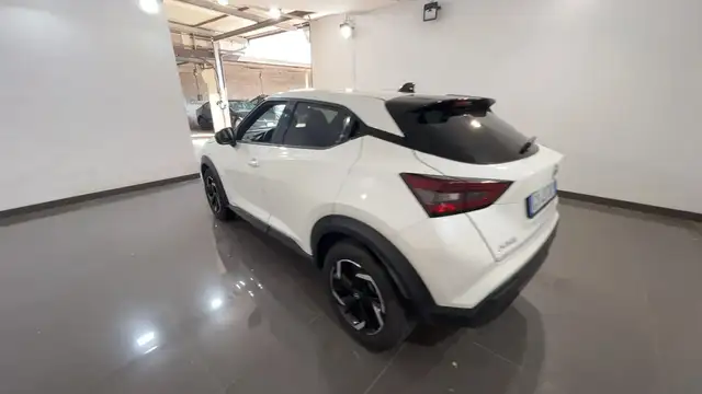 Nissan Juke view 3