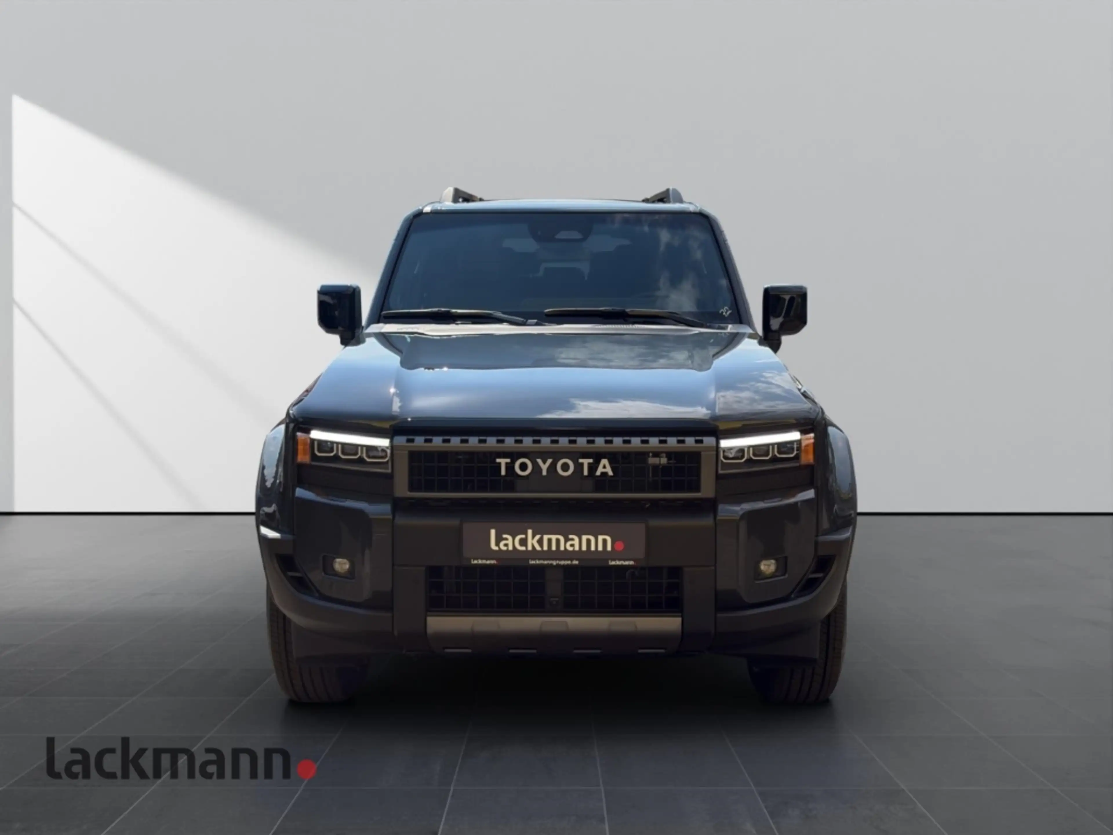 Toyota Land Cruiser 2,8 D-4D Mild Hybrid, Lounge *Pano* — photo 2