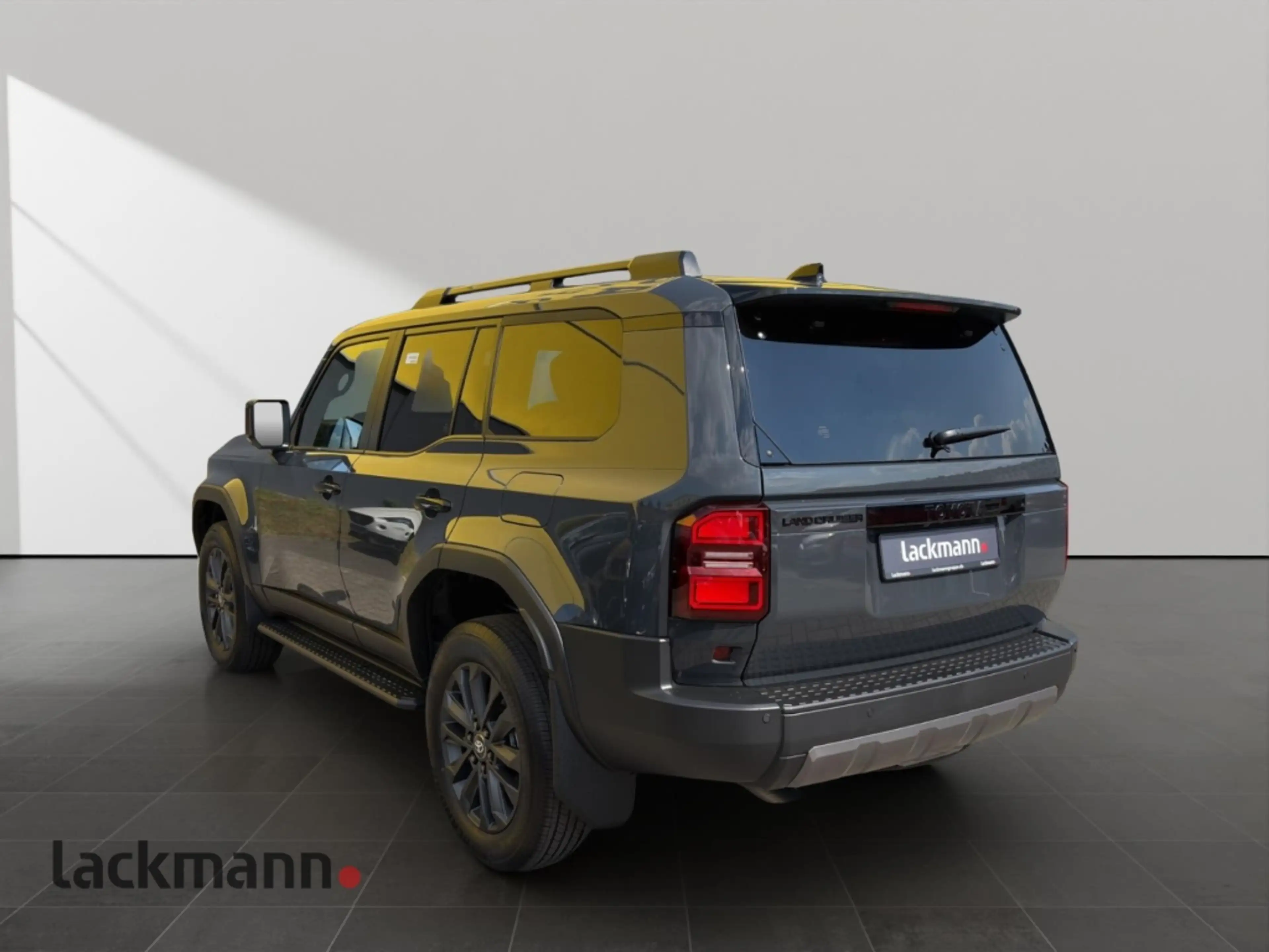 Toyota Land Cruiser 2,8 D-4D Mild Hybrid, Lounge *Pano* — photo 6