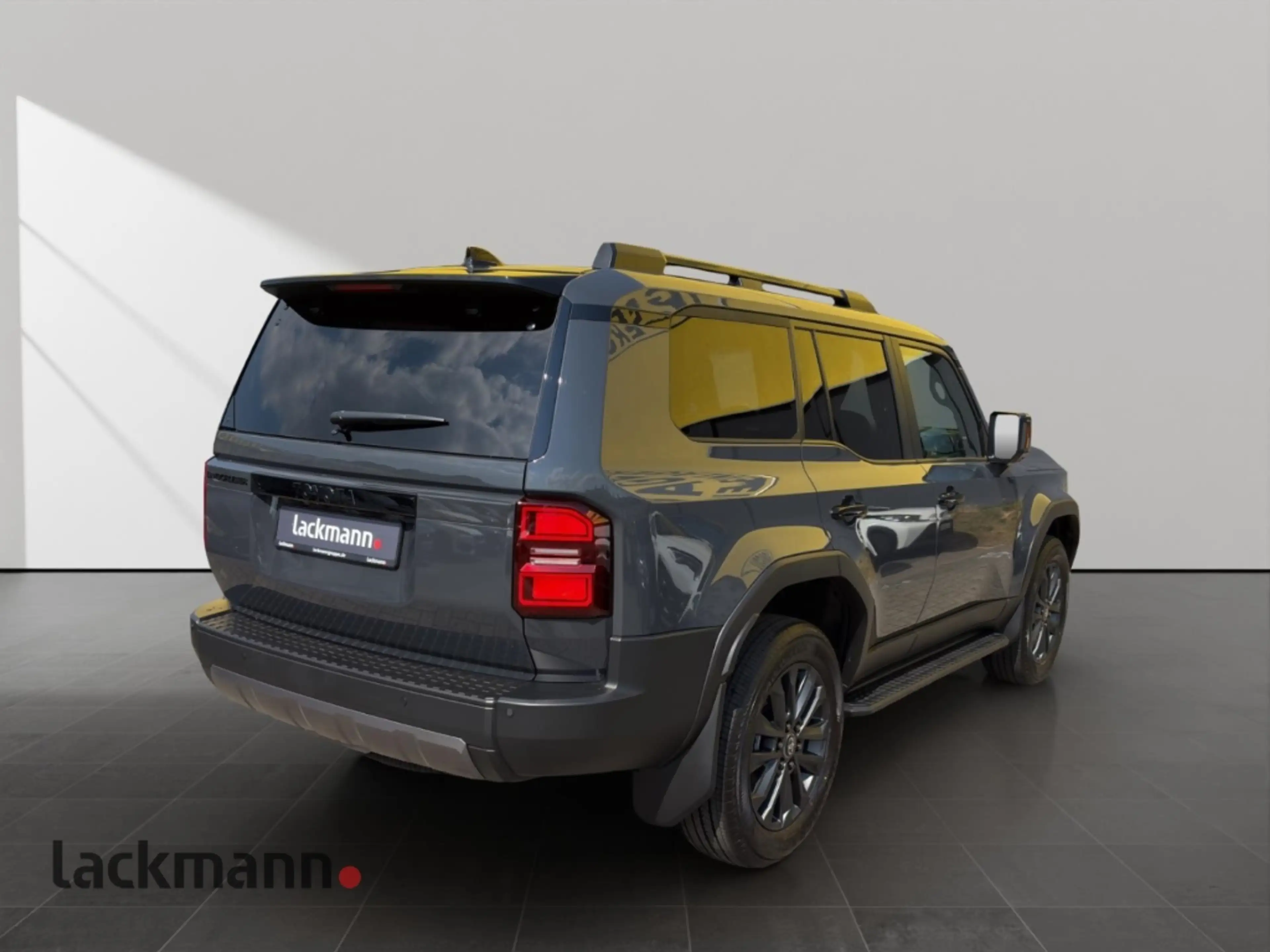 Toyota Land Cruiser 2,8 D-4D Mild Hybrid, Lounge *Pano* — photo 4