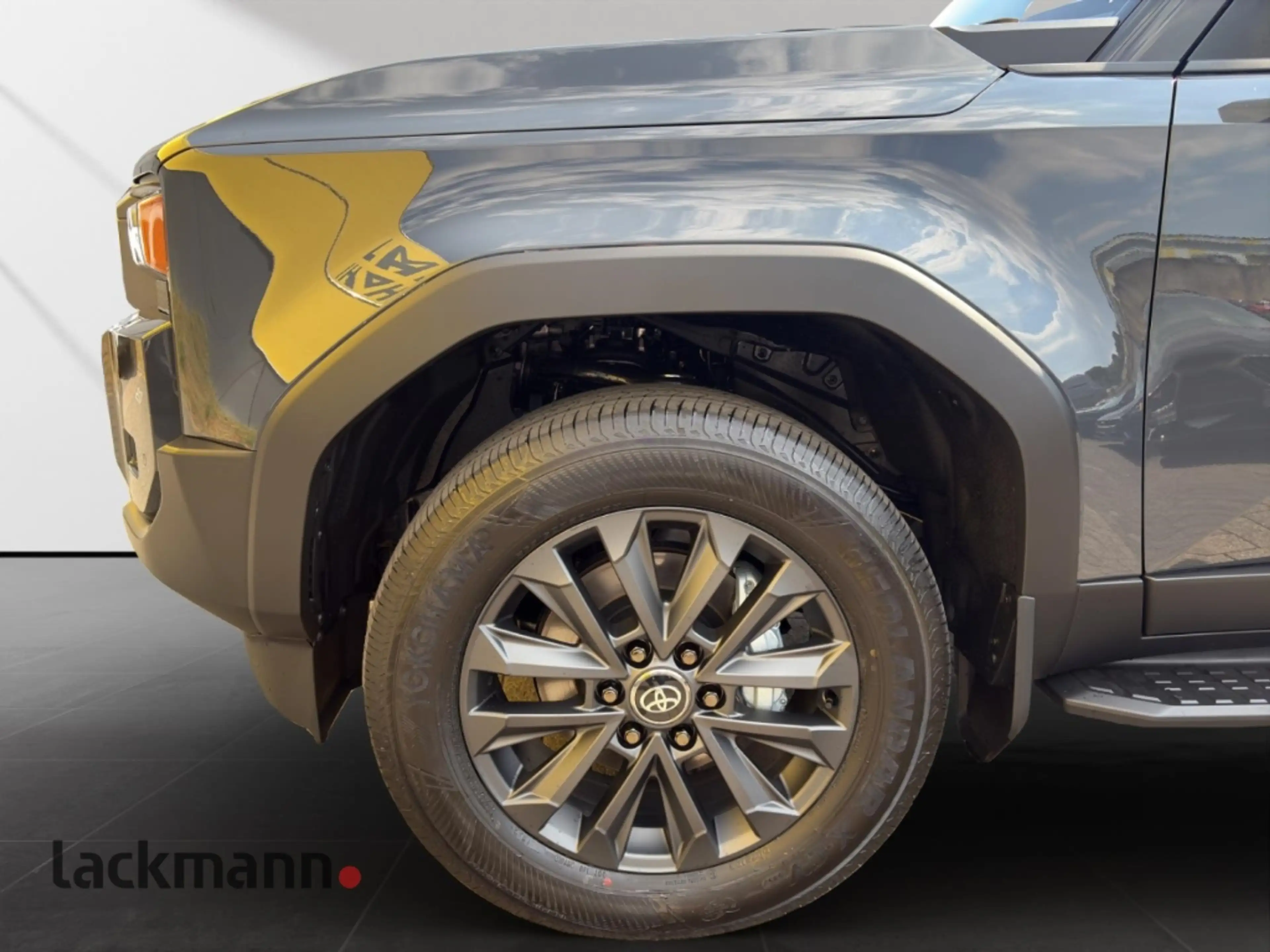 Toyota Land Cruiser 2,8 D-4D Mild Hybrid, Lounge *Pano* — photo 14