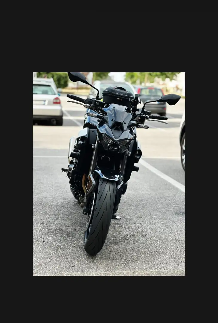 Kawasaki Z 900 2025 Negru - 2