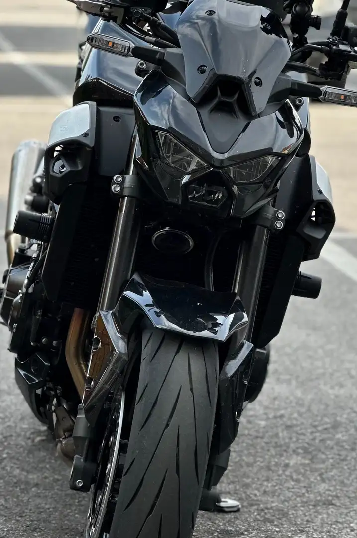 Kawasaki Z 900 2025 Negru - 1
