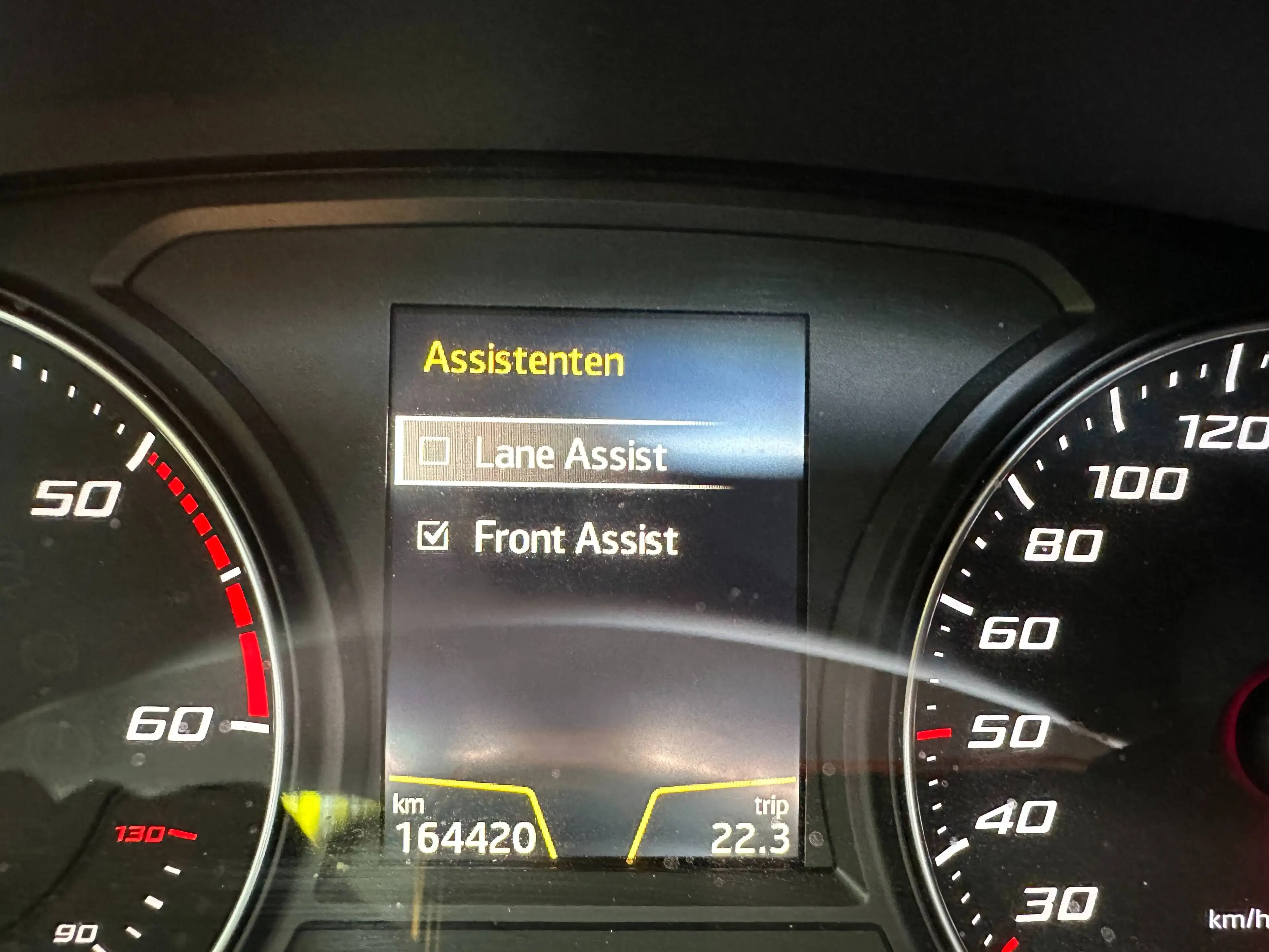 SEAT Leon FR 1.Hand Automatik LED Pano SHZ CARPLAY — photo 31