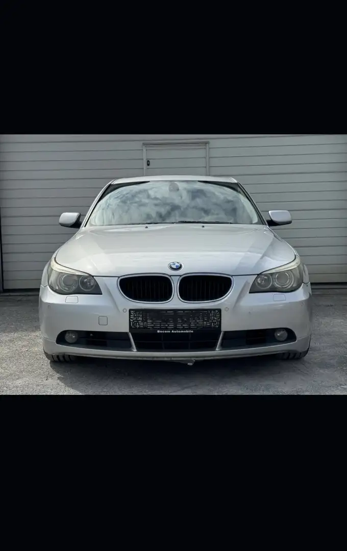 BMW 530 E60 530d - 1