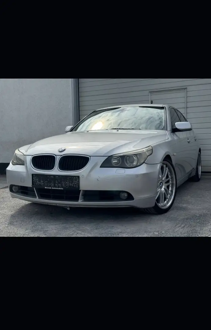 BMW 530 E60 530d - 2
