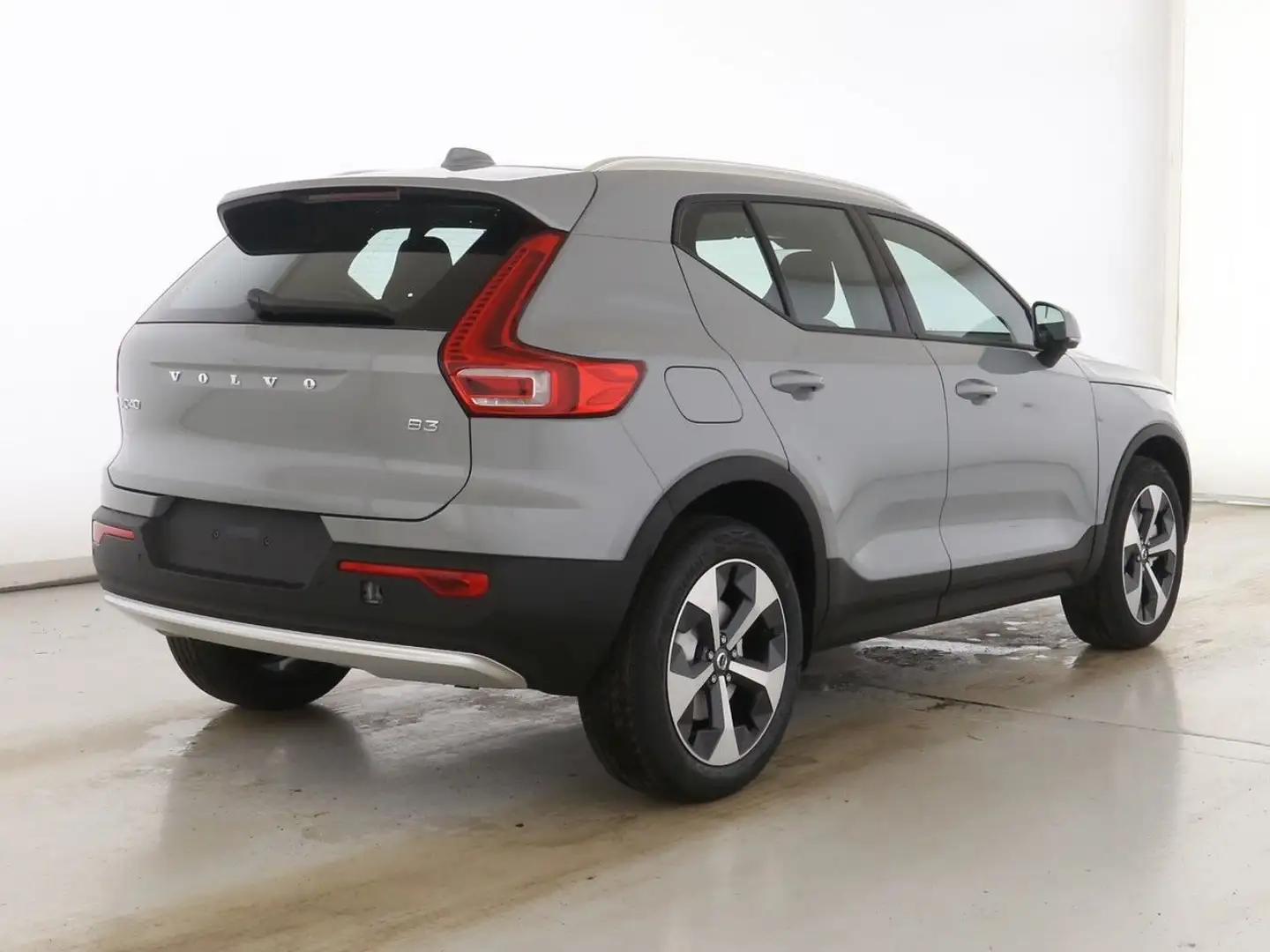 Volvo XC40 B3 Core FWD Grau - 2
