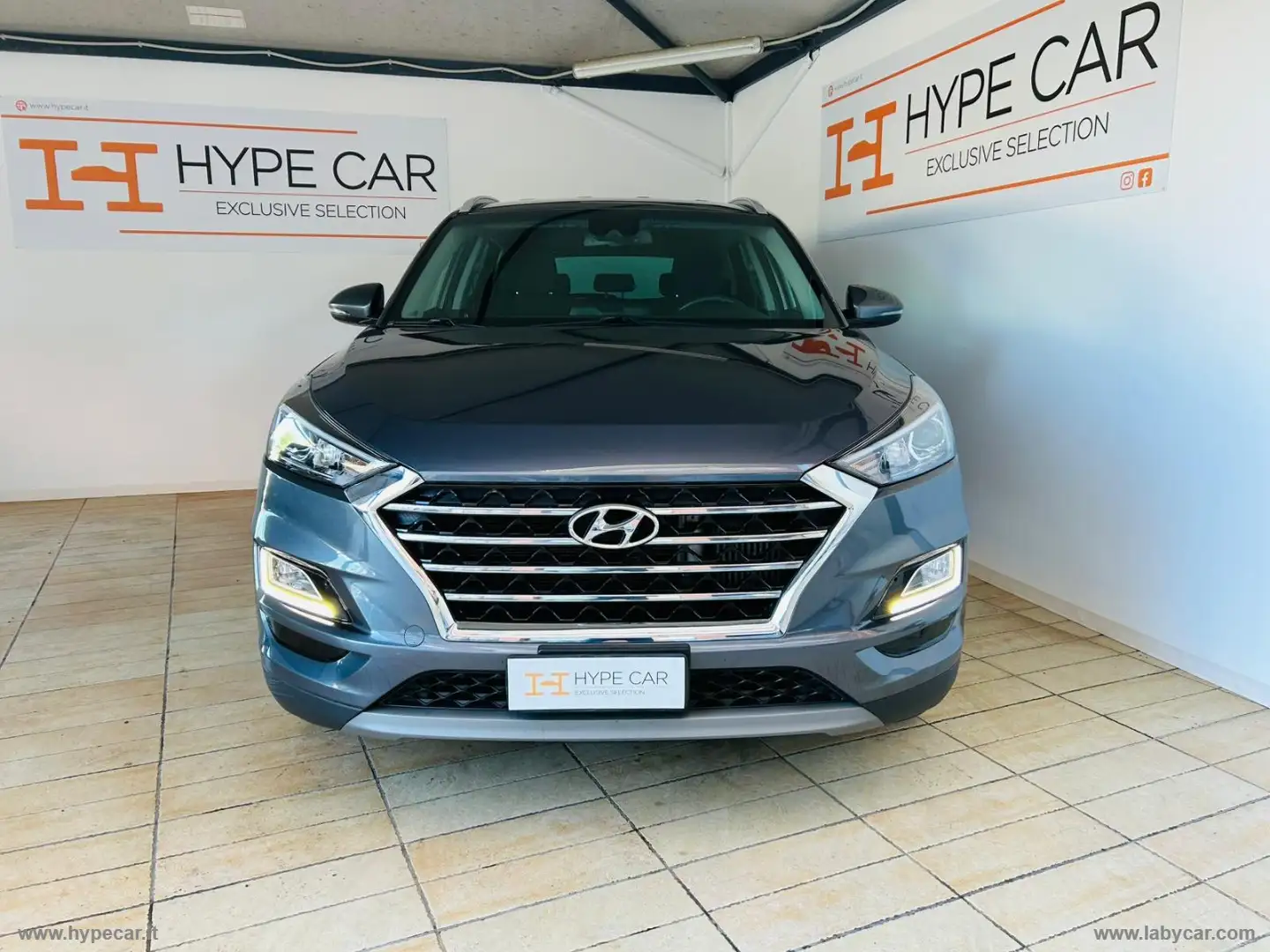 Hyundai TUCSON 1.6 CRDi XPrime Grau - 2