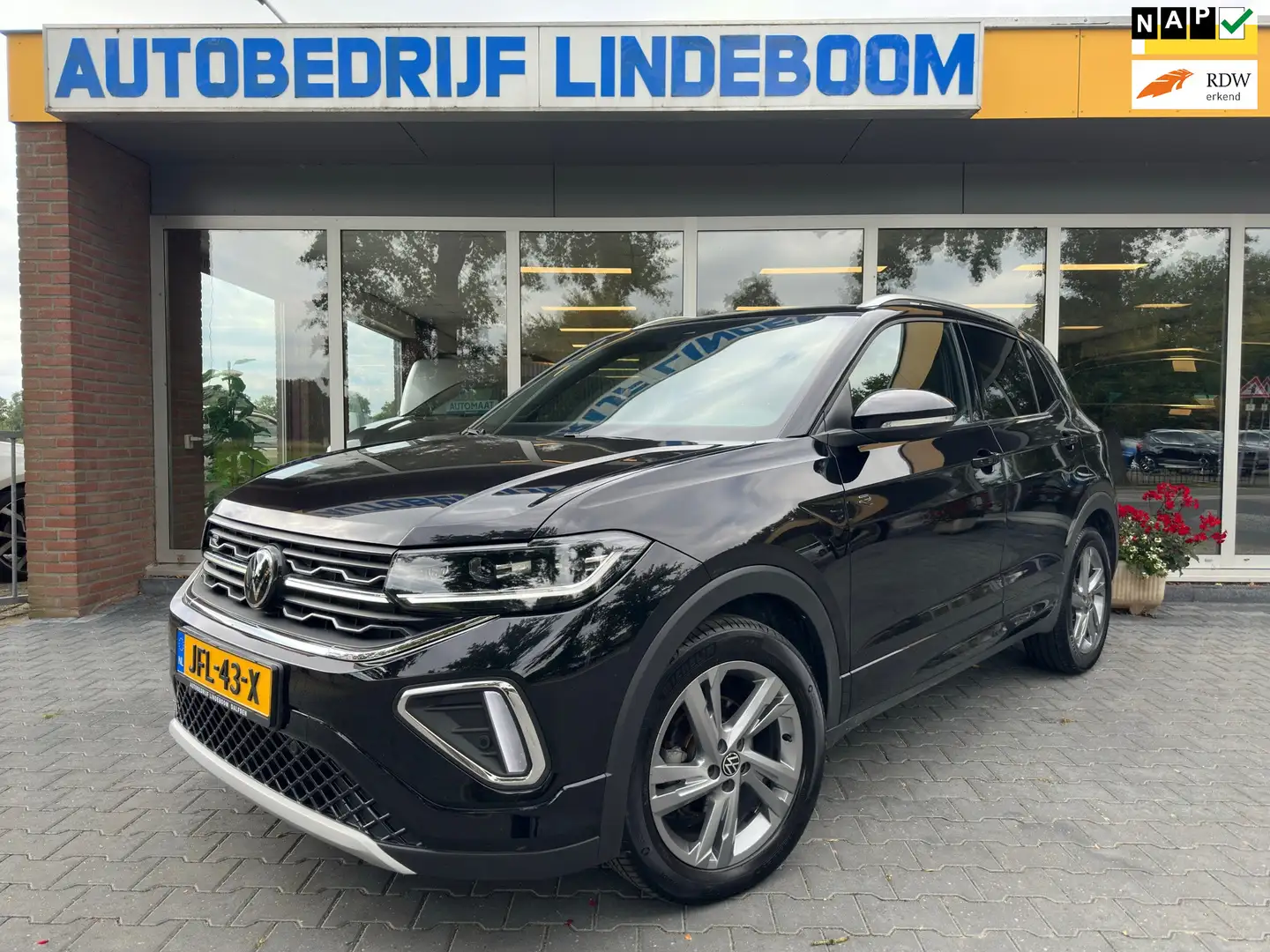 Volkswagen T-Cross 1.0 TSI R-Line Business Schwarz - 1