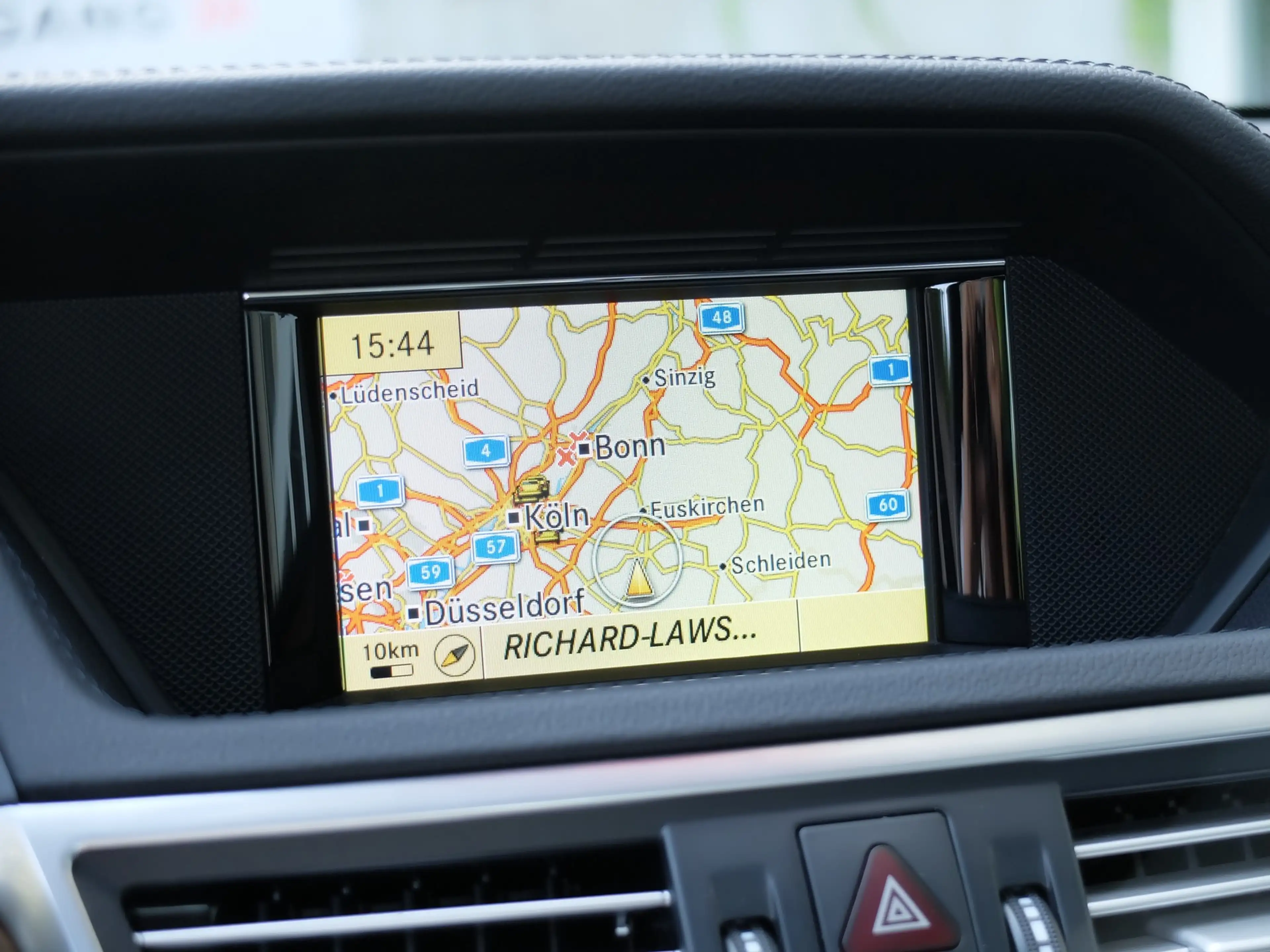 Mercedes-Benz E 350 Automatik Mercedes Scheckheft — photo 10