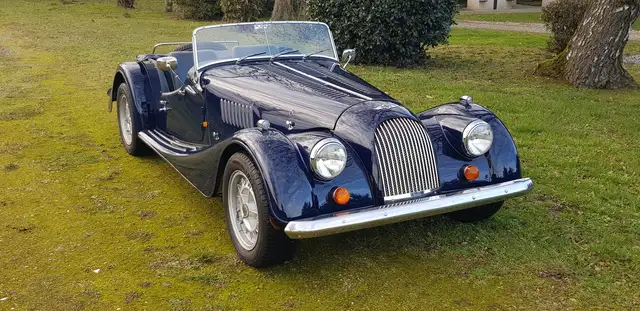Morgan Plus 8