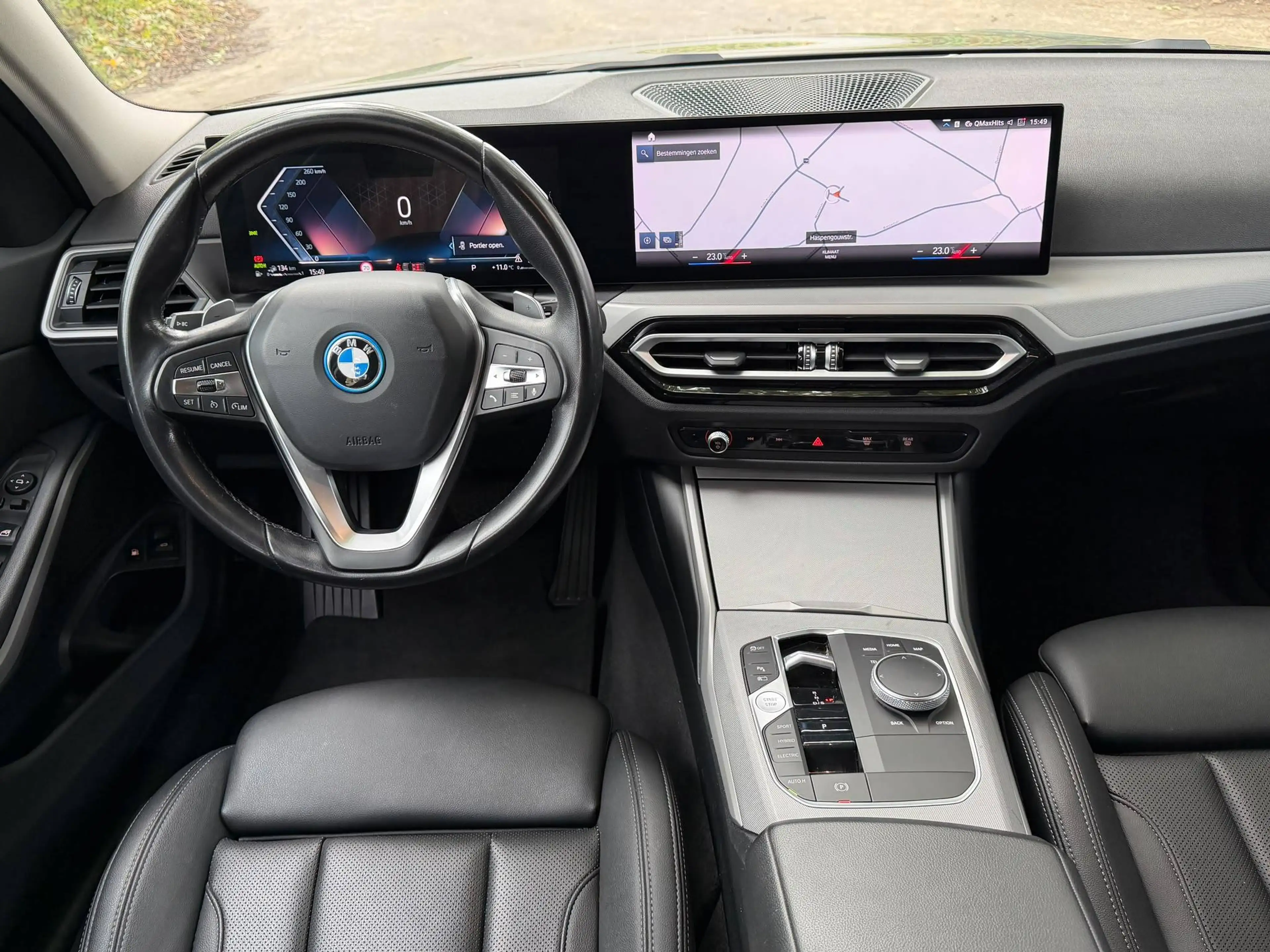 BMW 320 Touring 320eA Facelift-Led-Curved-Keyless-Sportzetels-Leer-19" — photo 9