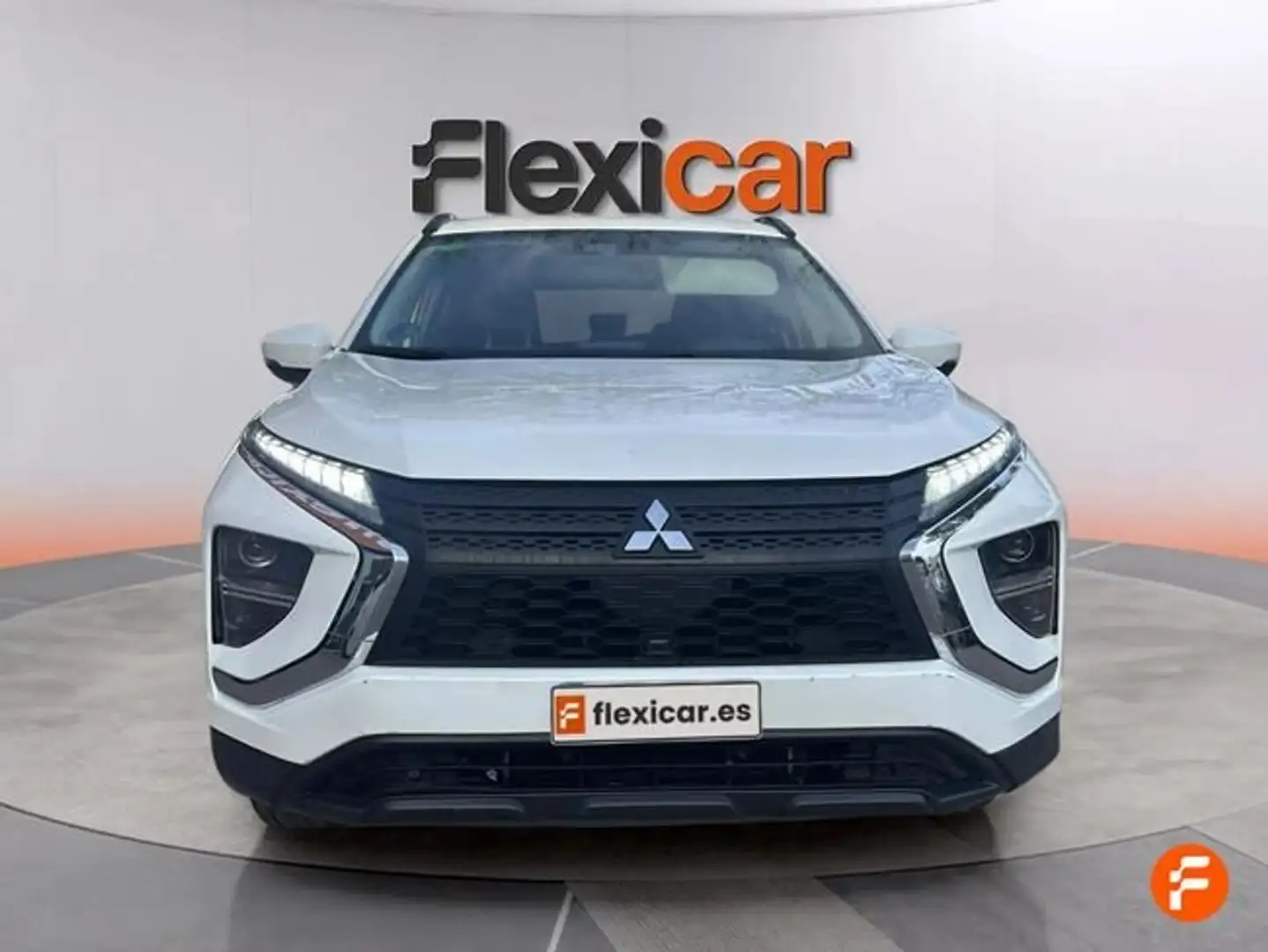 Mitsubishi Eclipse Cross 2.4 PHEV Motion Auto 4WD - 5P (2021) Blanco - 2