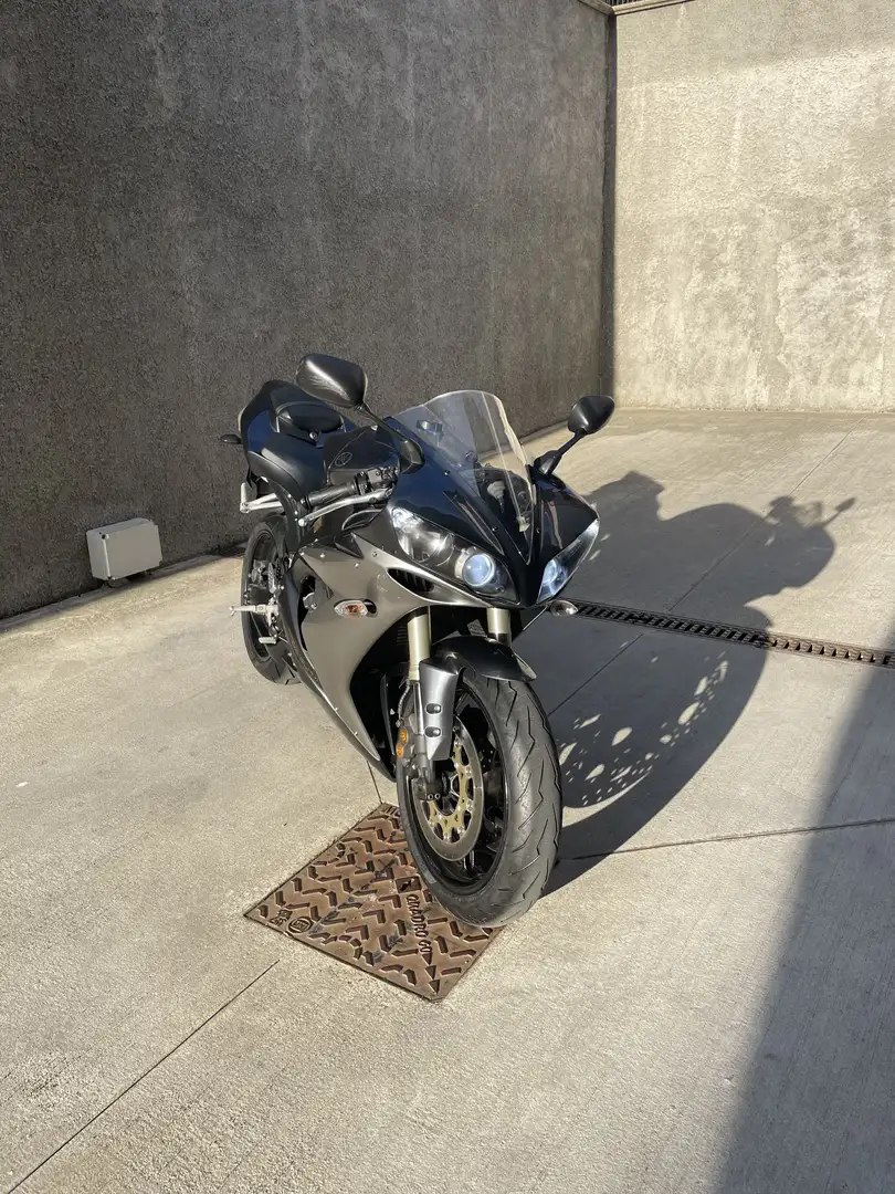 Yamaha YZF-R1 first edition Gris - 1