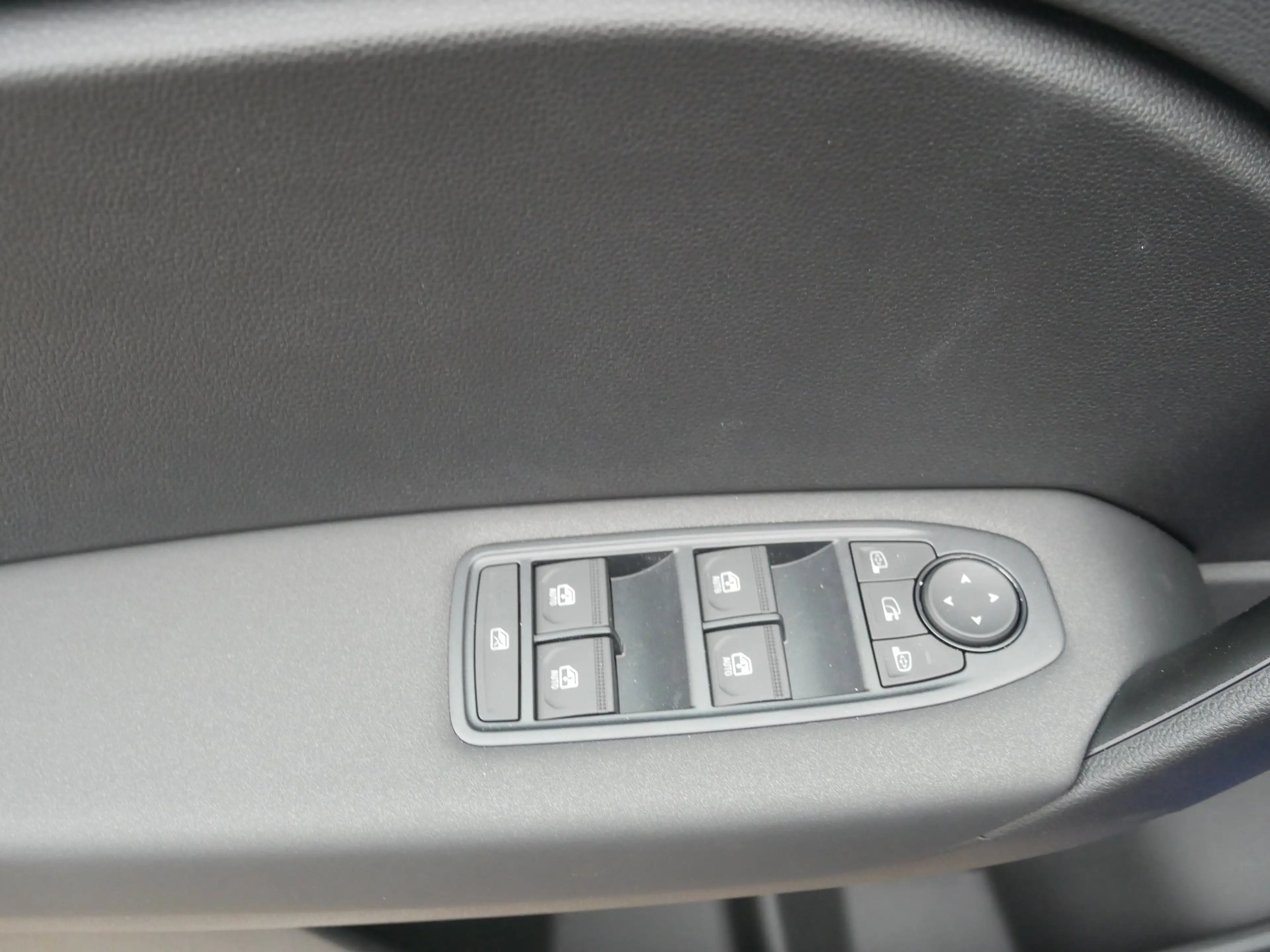 Mitsubishi Grandis Grandis 1.3 Turbo Mildhybrid DIAMANT — photo 6
