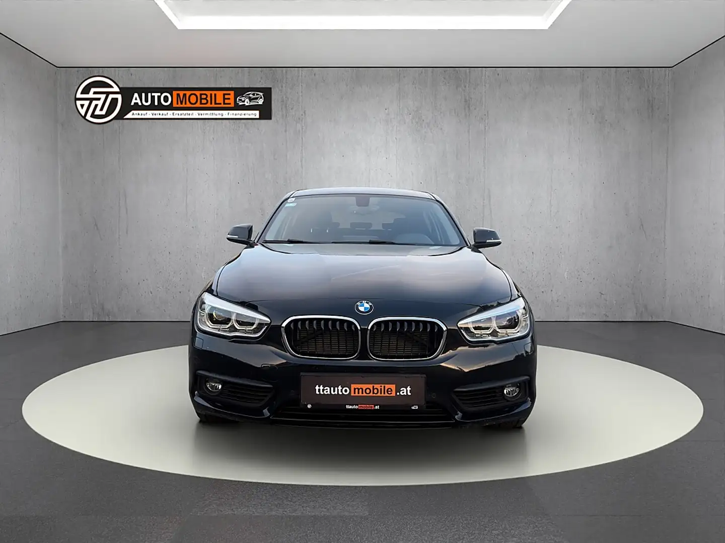 BMW 116 d Sport Line Aut. Schwarz - 2