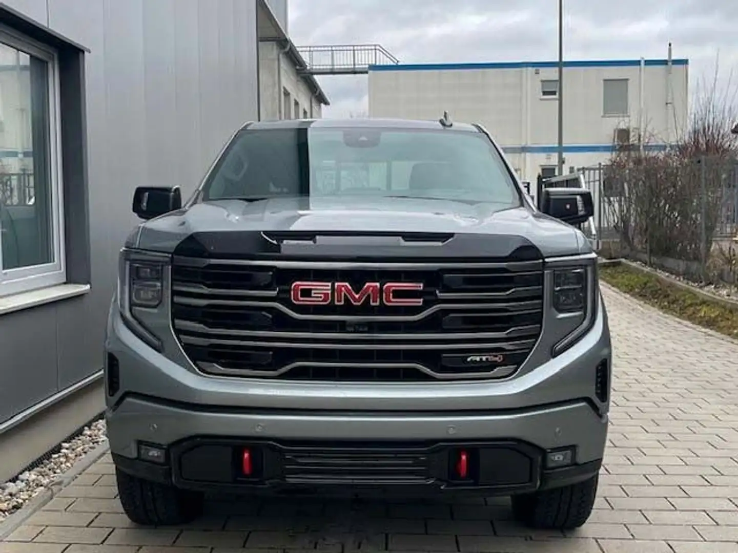 GMC Sierra 1500 AT4 Crew Cab MY25 4.99% Gris - 2
