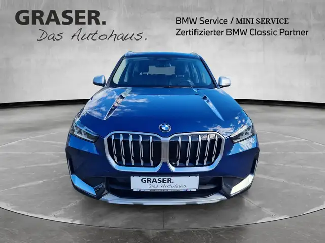 BMW X1 view 8