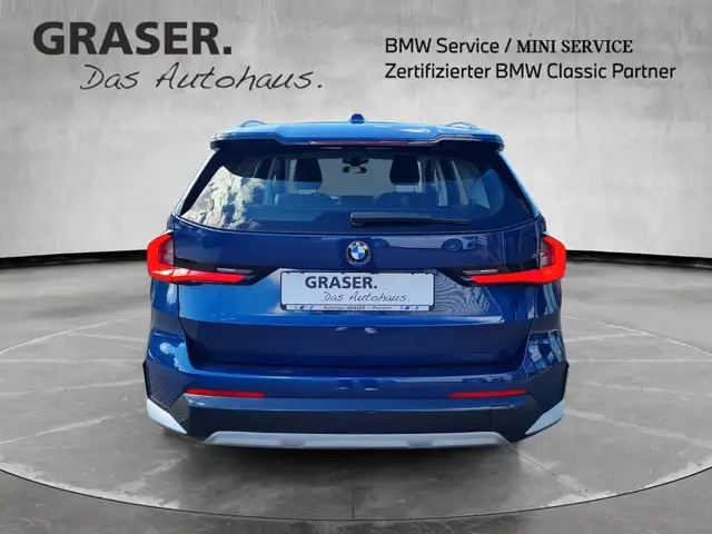 BMW X1 view 4