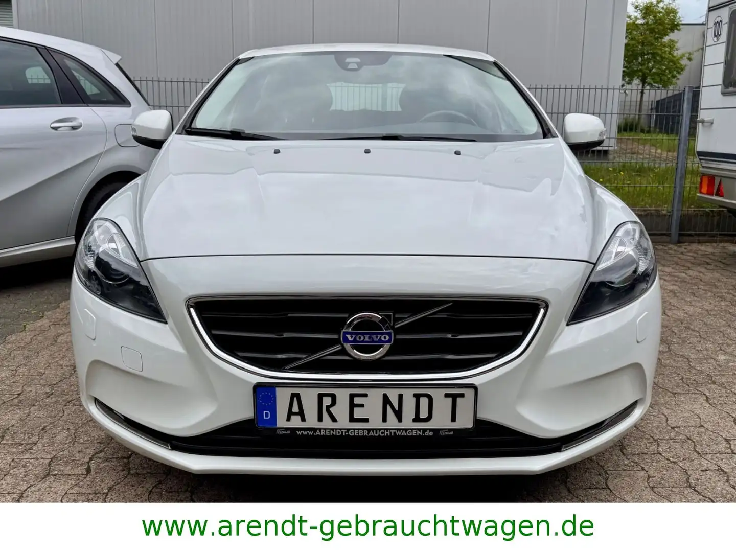 Volvo V40 You! *Bi-Xenon/PDC/Dig.Cockpit* Weiß - 2