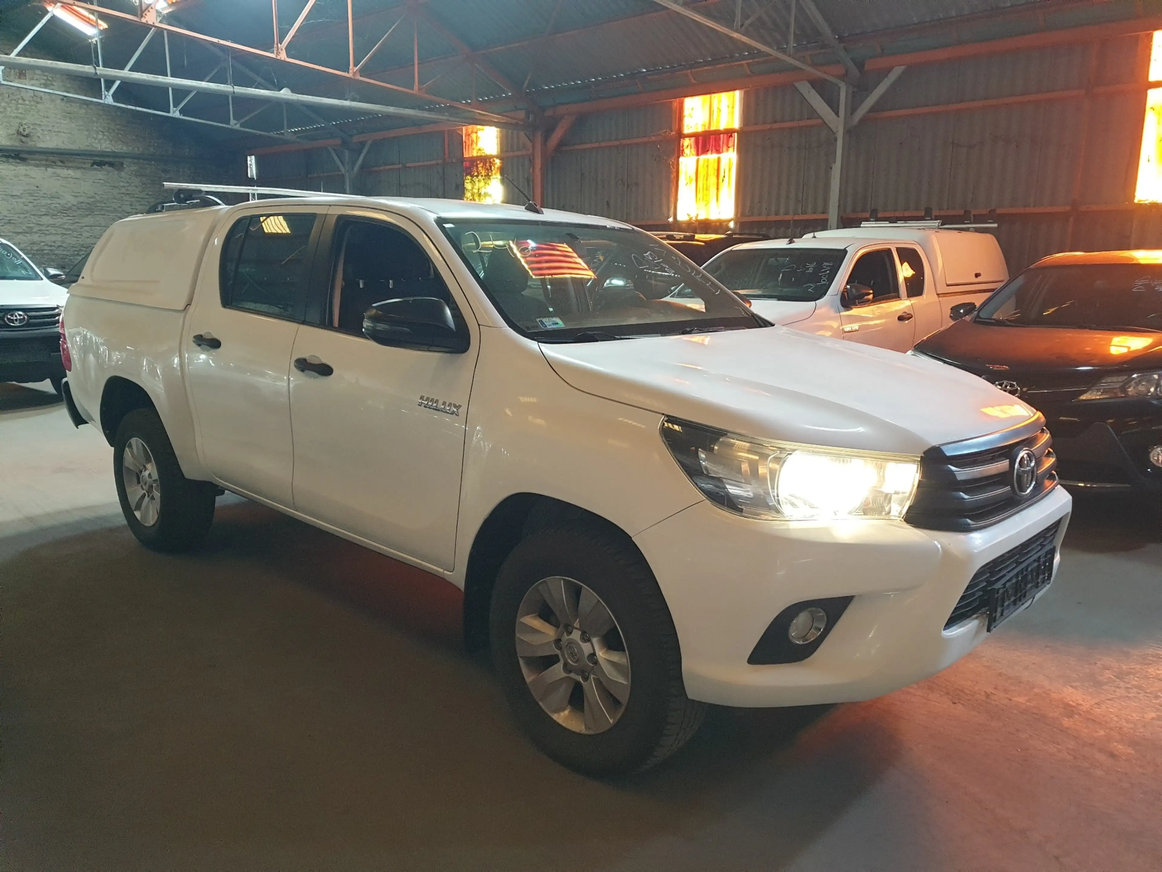 Toyota Hilux 2.4 D-4D 4WD Active — photo 2