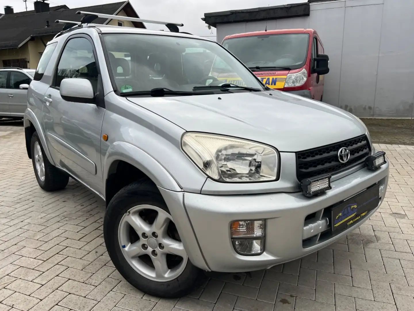 Toyota RAV 4 2.0 4x4 Gri - 1