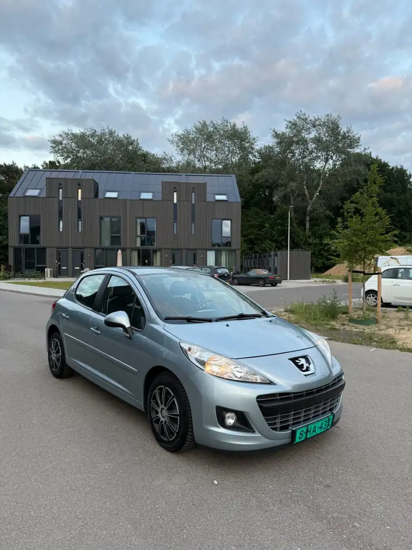 Peugeot 207 95 VTi Urban Move - 2