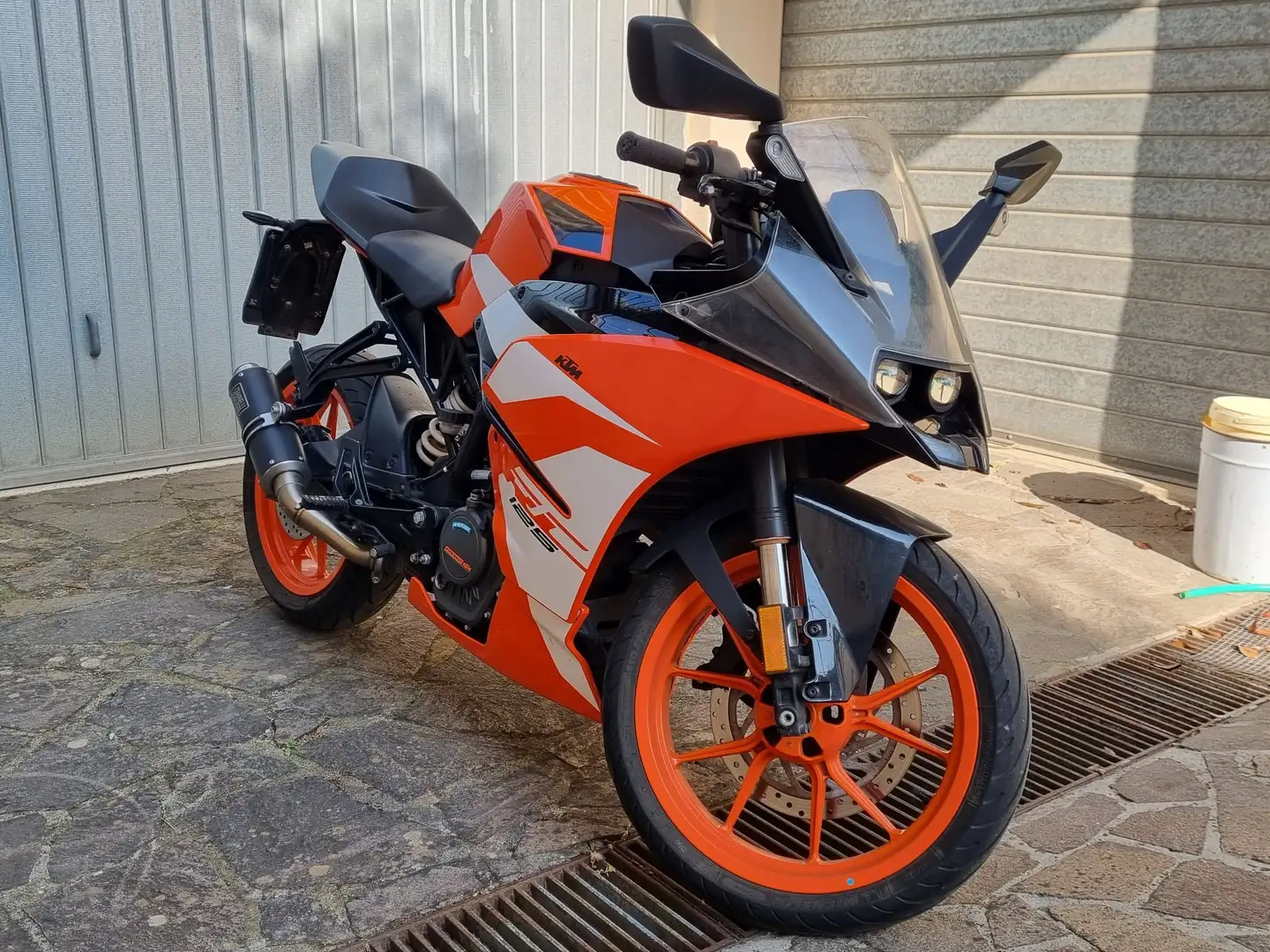 KTM RC 125 RC 125 2017 ABS Arancione - 2