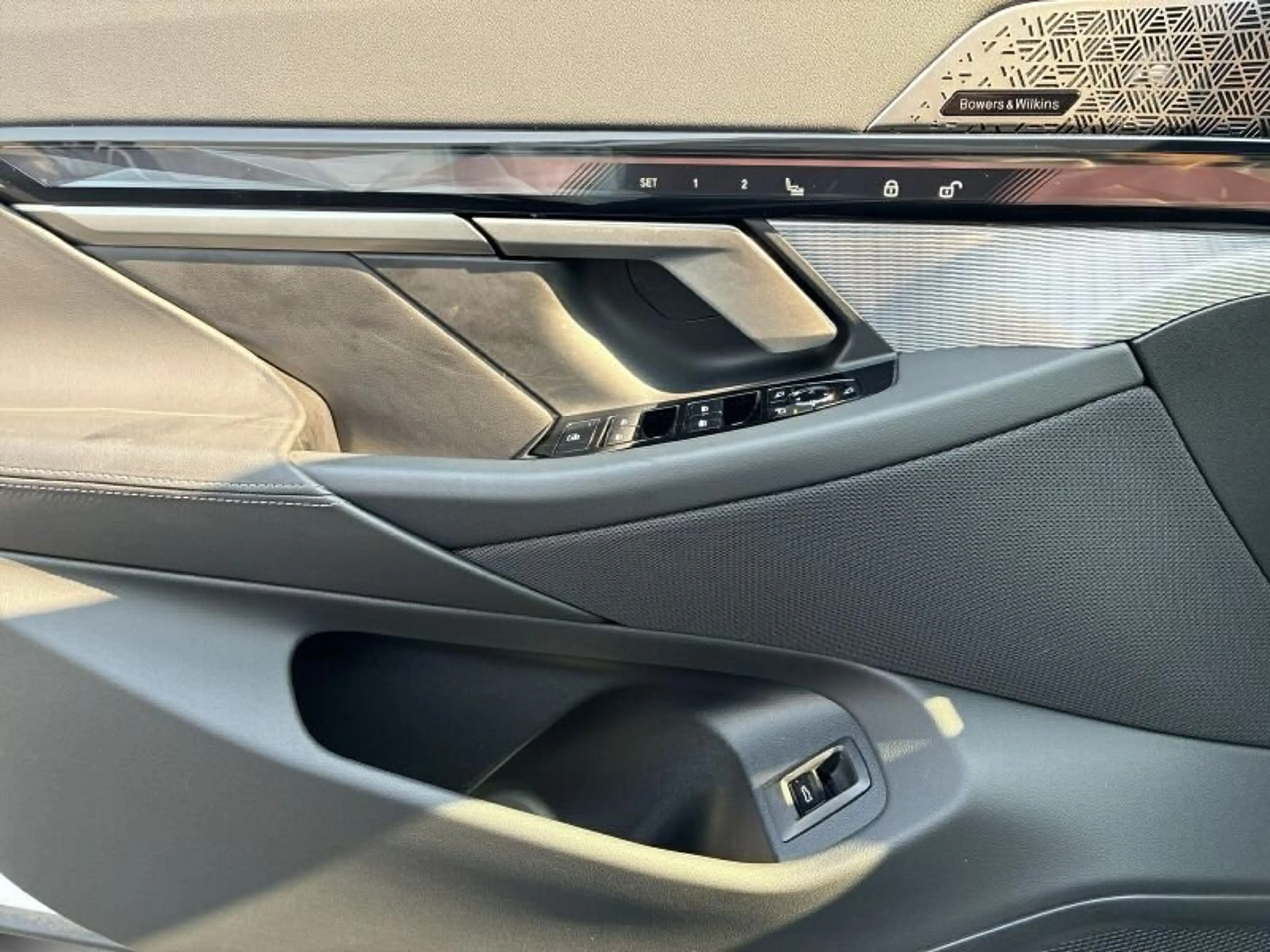 BMW 550 e xDrive Touring M Sportpaket *PGSD.AHK.ACC* — photo 10