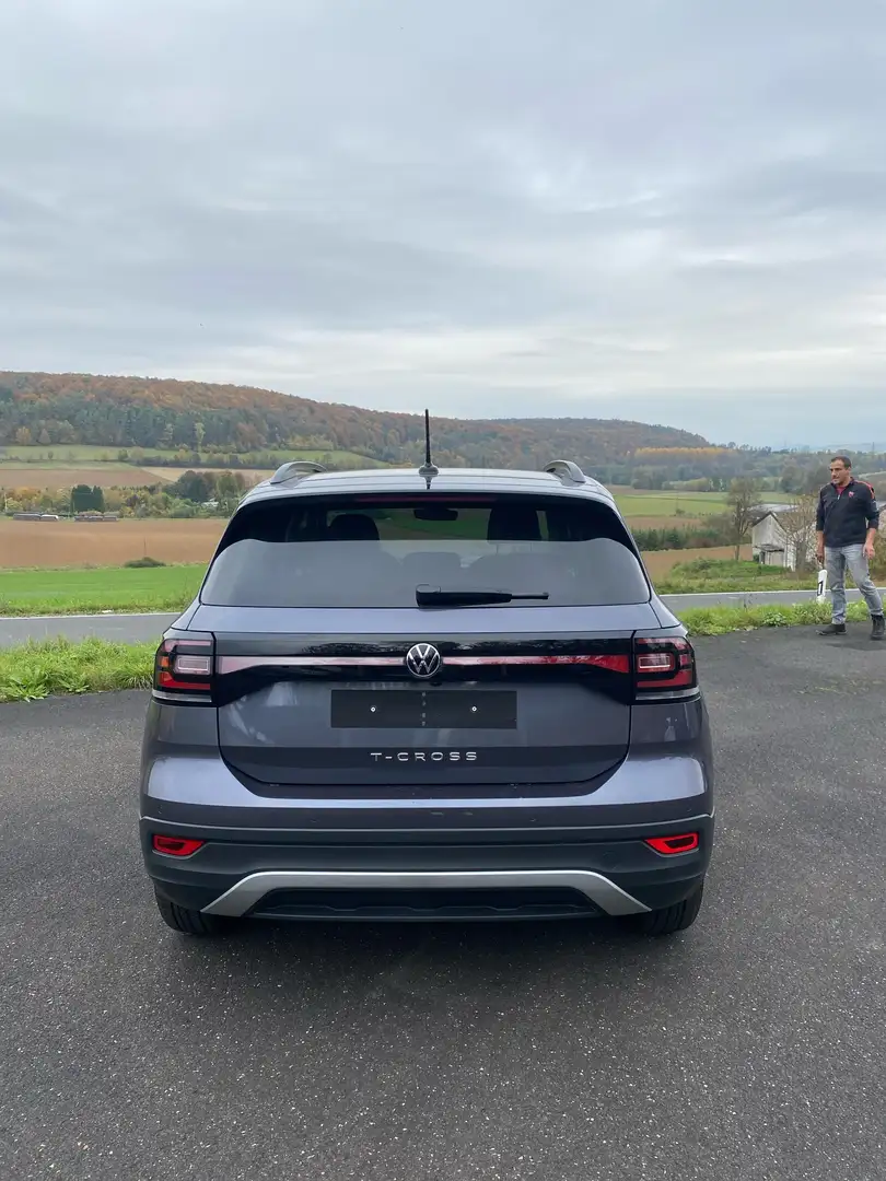 Volkswagen T-Cross Active Grau - 2