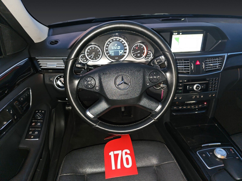 Mercedes-Benz E 350 CDI T BlueEfficiency Avantgarde — photo 11
