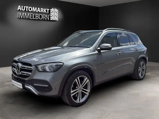 Mercedes-Benz GLE view 4
