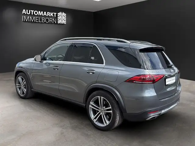 Mercedes-Benz GLE view 5