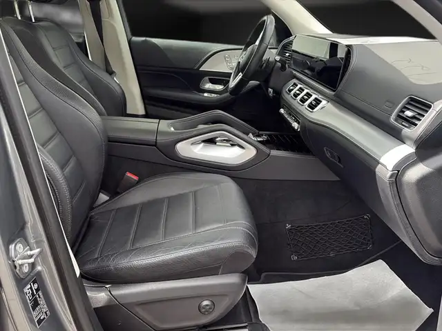 Mercedes-Benz GLE view 12