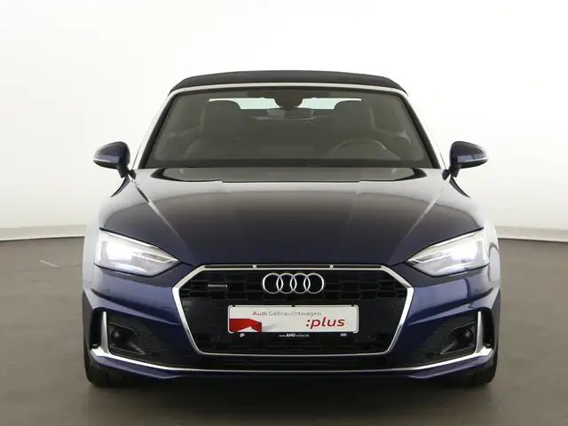 Audi A5 view 3