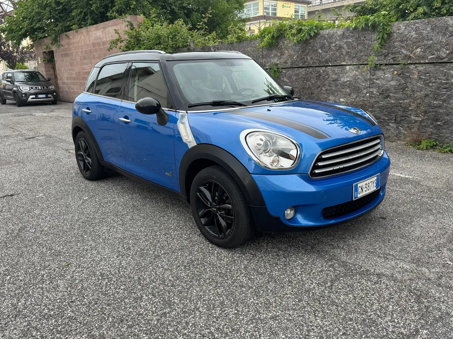 MINI Countryman D - 2