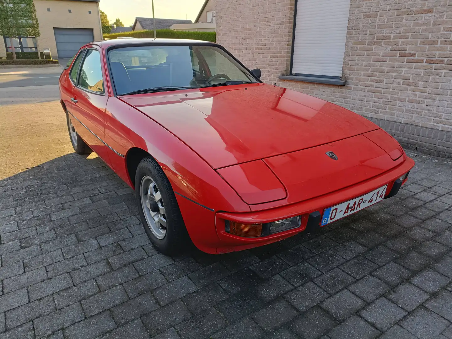 Porsche 924 2.0L Rot - 1